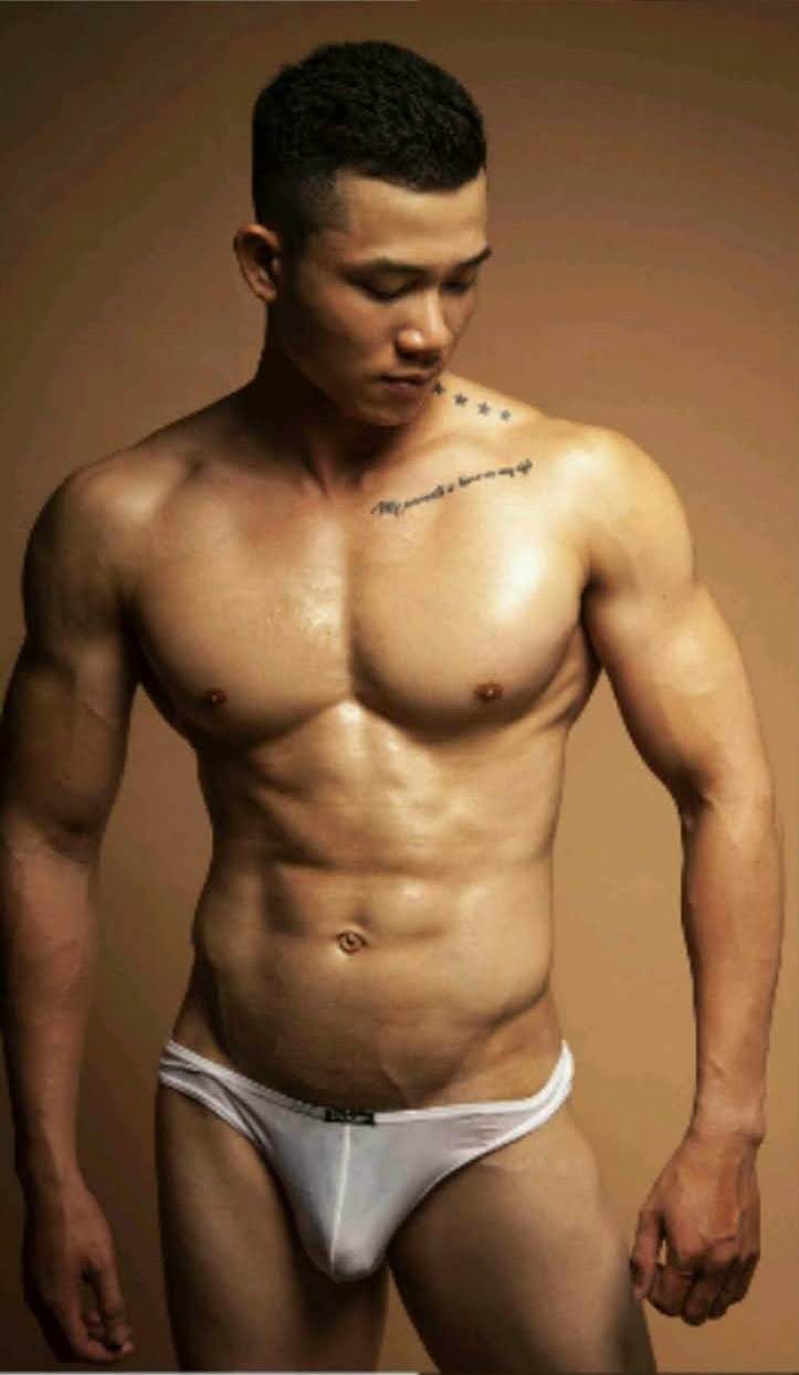 หนุ่มหล่อขึ้นปก 955.5