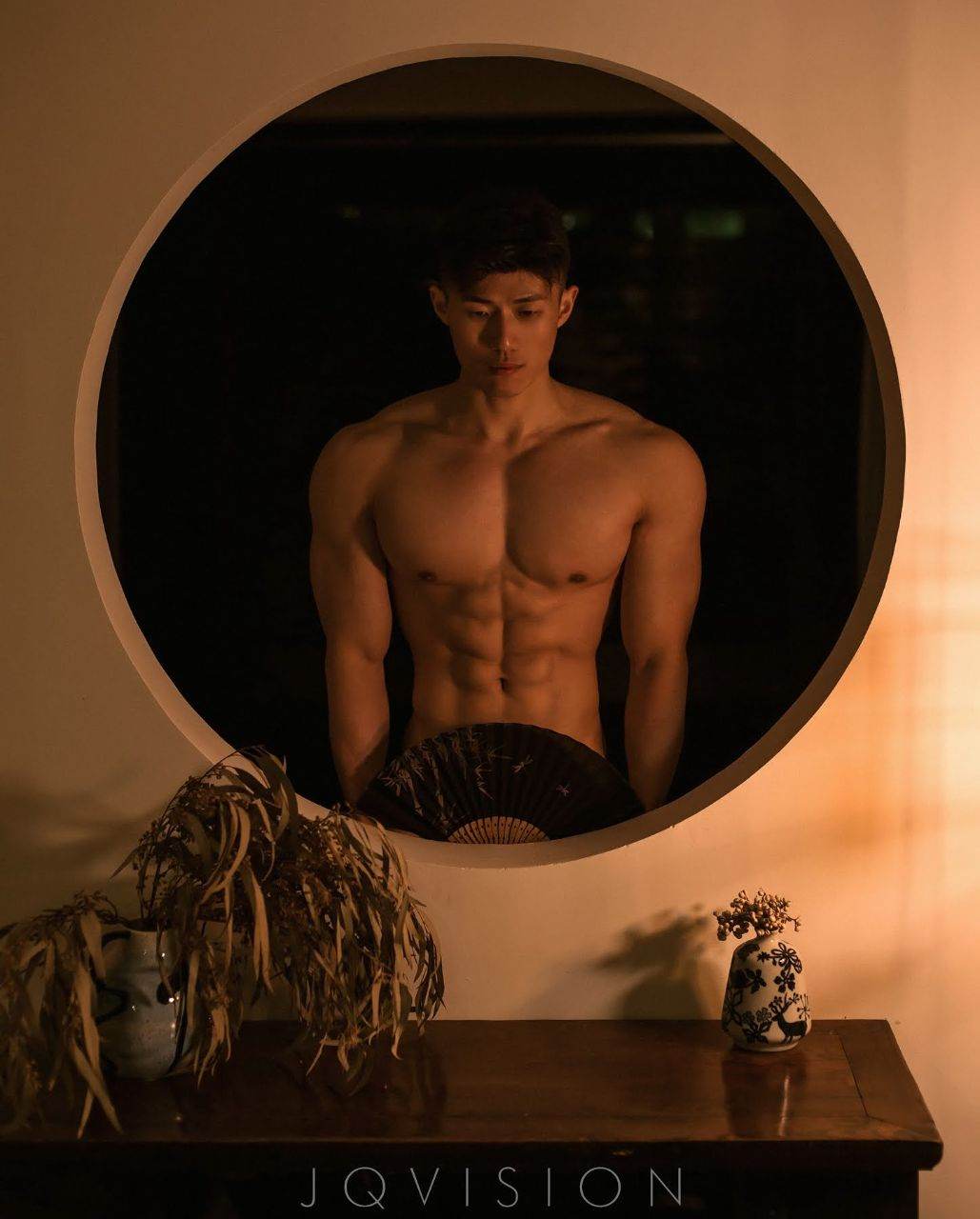 หนุ่มหล่อขึ้นปก 961.3