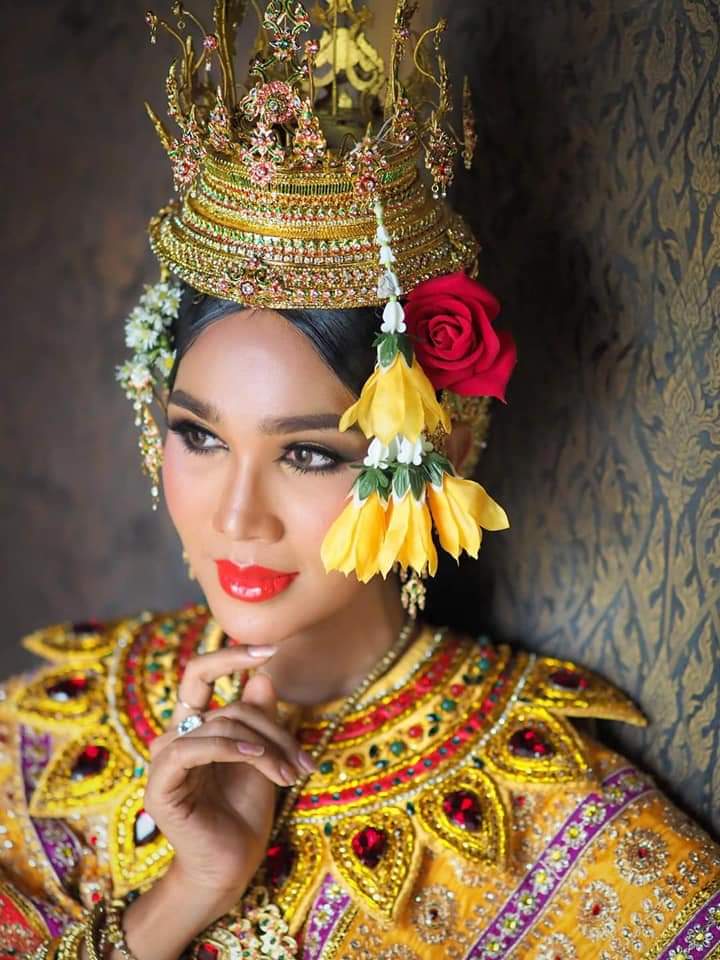 Thai dress