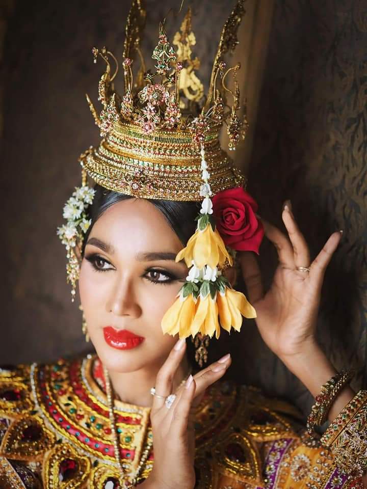 Thai dress