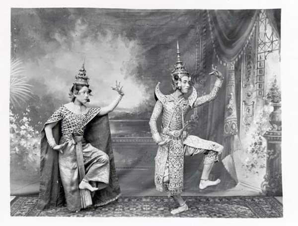 THAILAND 🇹🇭 | Thai dance: ภาพถ่ายท่ารำแม่บทใหญ่ในเครื่องทรงตัวพระ-นาง ตามจารีตสมัยรัชกาลที่ ๖
