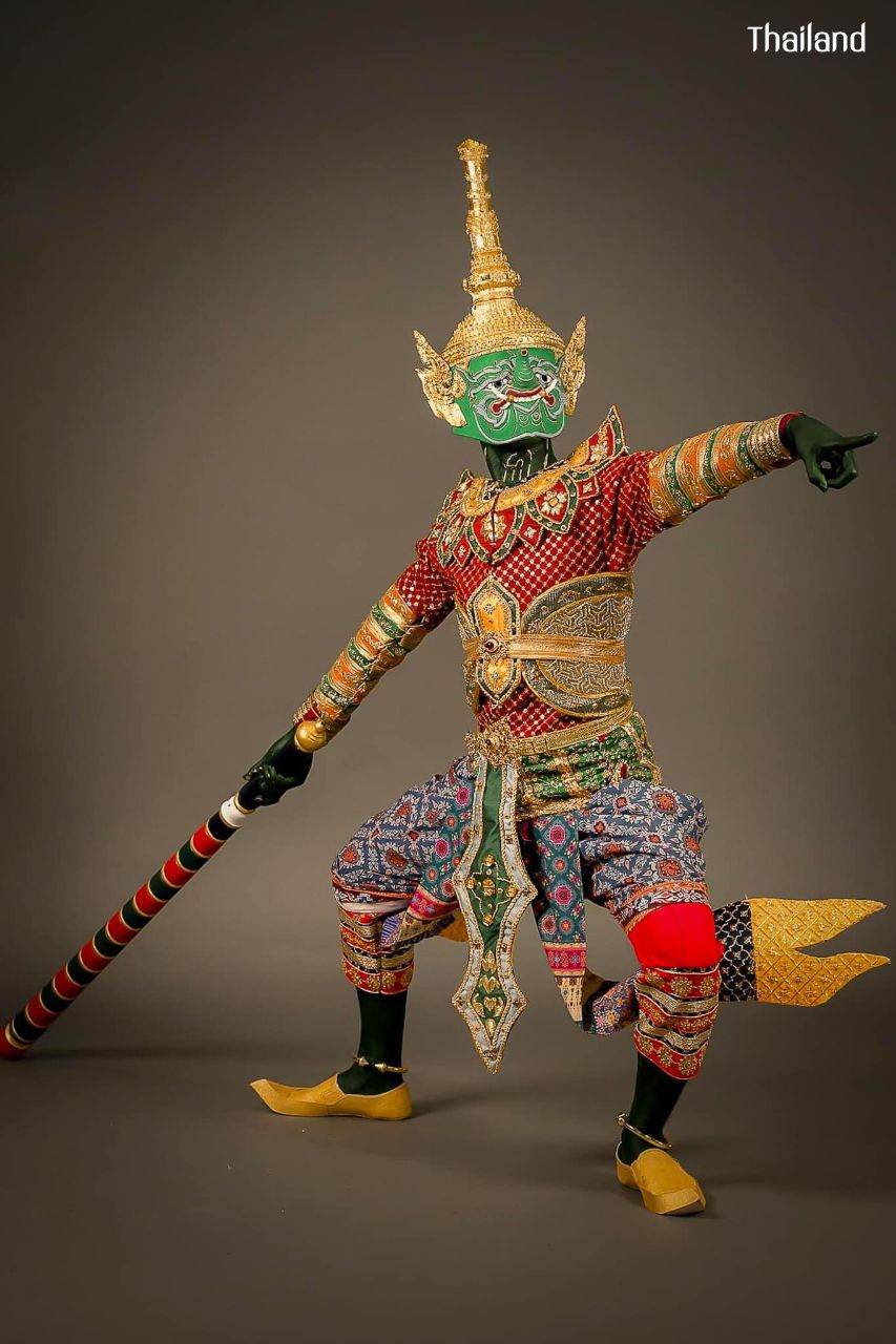 “อสุราศรีรัตนศาสดาราม” Thai dance | THAILAND 🇹🇭