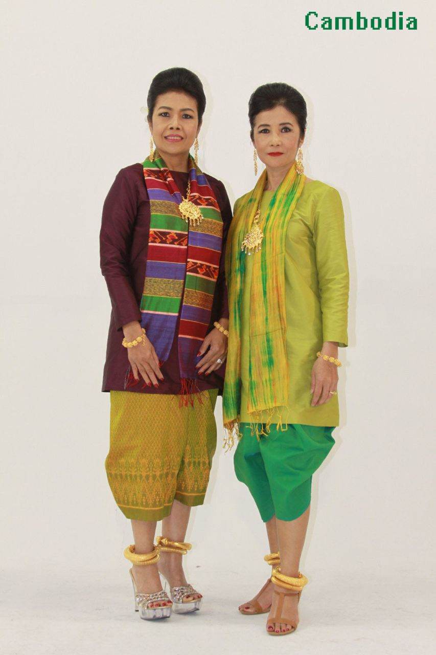 Cambodia traditional outfit from Longvek Era 🇰🇭
