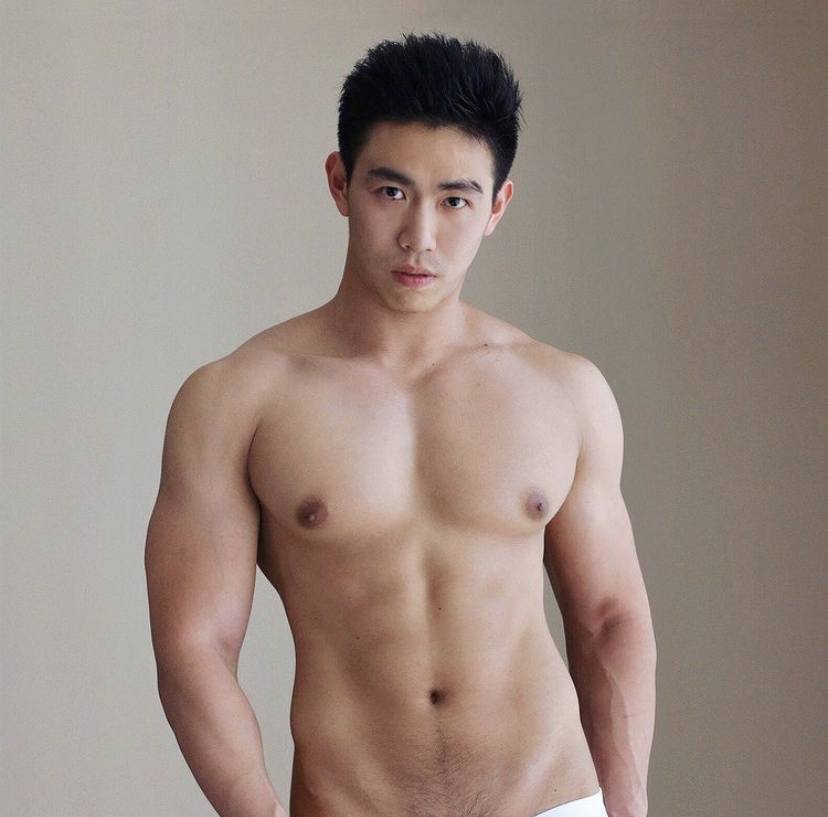 ชายหล่อ หุ่นแซ่บ 16