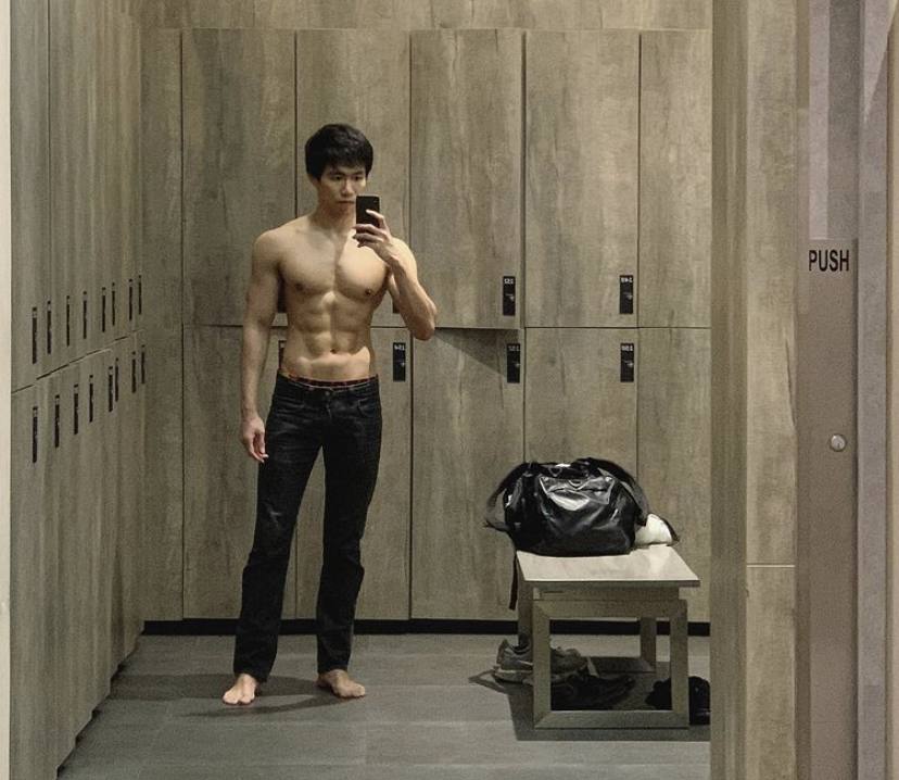 ชายหล่อ หุ่นแซ่บ 16