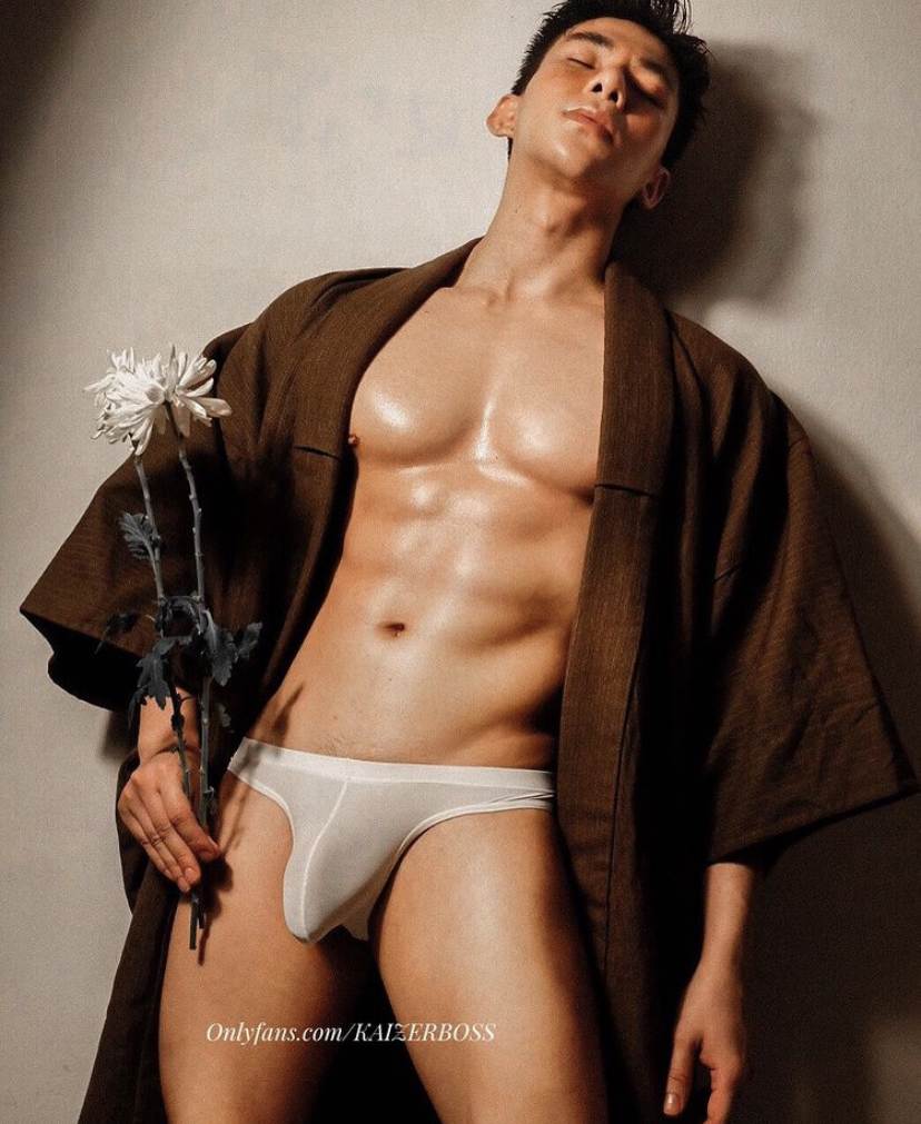 ชายหล่อ หุ่นแซ่บ 17