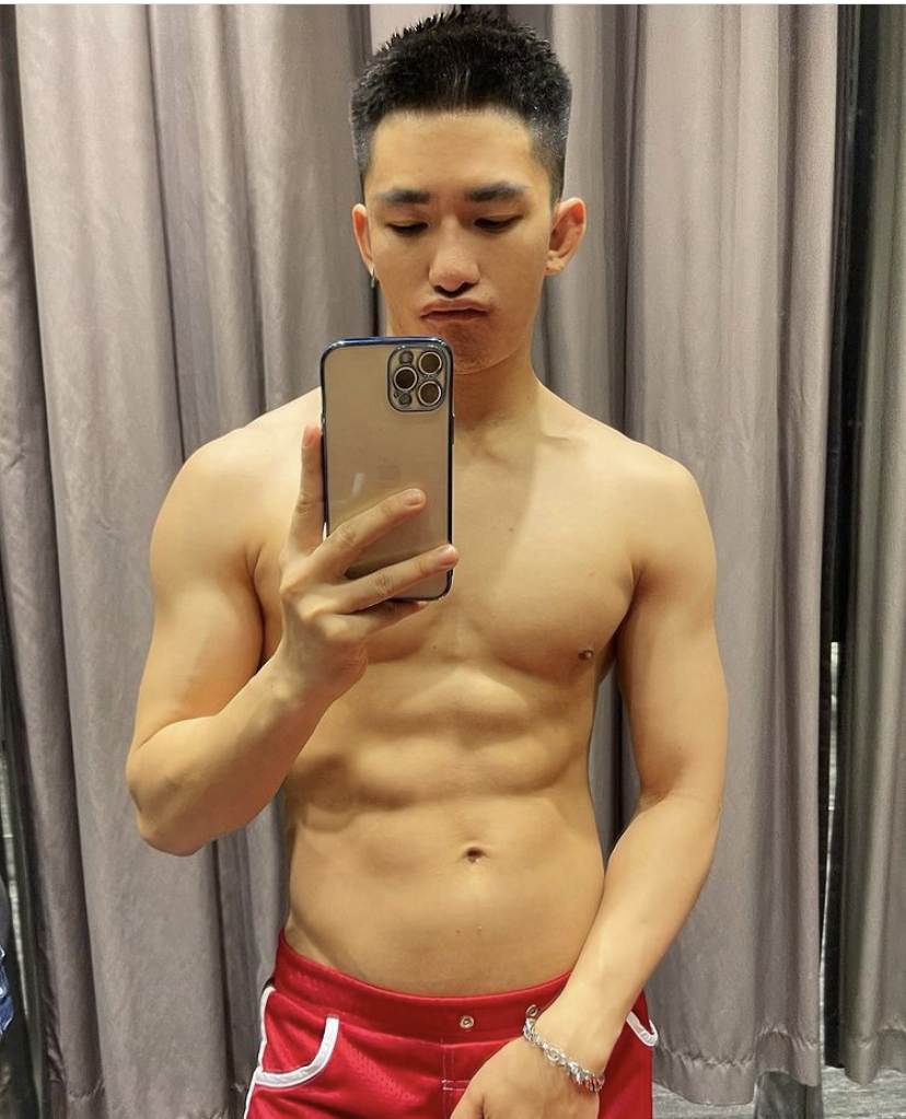 ชายหล่อ หุ่นแซ่บ 17