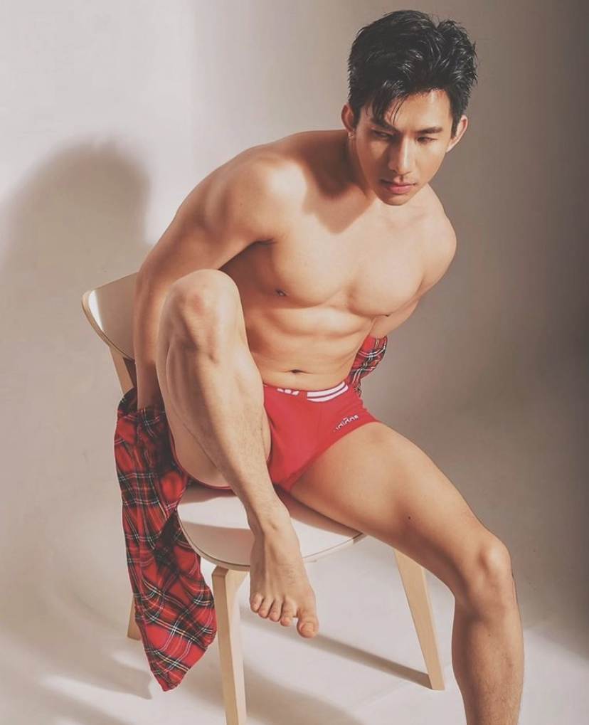 ชายหล่อ หุ่นแซ่บ 17