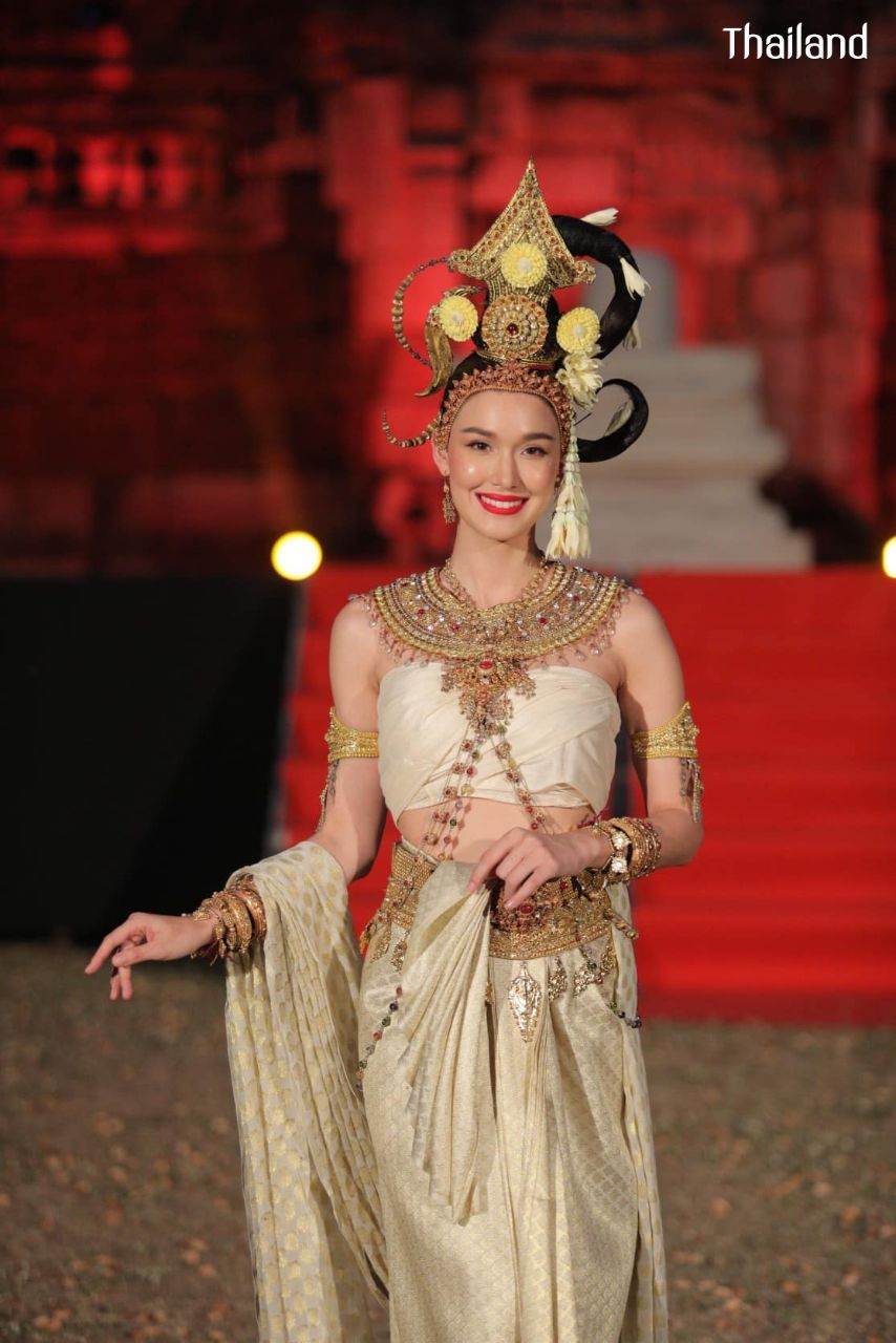 THAILAND ðđð | Thai Apsara - Thai Apsorn, āļāļēāļāļāļąāļāļŠāļĢ(āļāļąāļāļŠāļĢāļē) āļ āļāļĢāļēāļŠāļēāļāļŠāļ°āļāđāļāļāđāļāļāļāļĄ