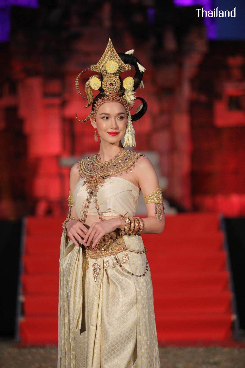 THAILAND ðđð | Thai Apsara - Thai Apsorn, āļāļēāļāļāļąāļāļŠāļĢ(āļāļąāļāļŠāļĢāļē) āļ āļāļĢāļēāļŠāļēāļāļŠāļ°āļāđāļāļāđāļāļāļāļĄ