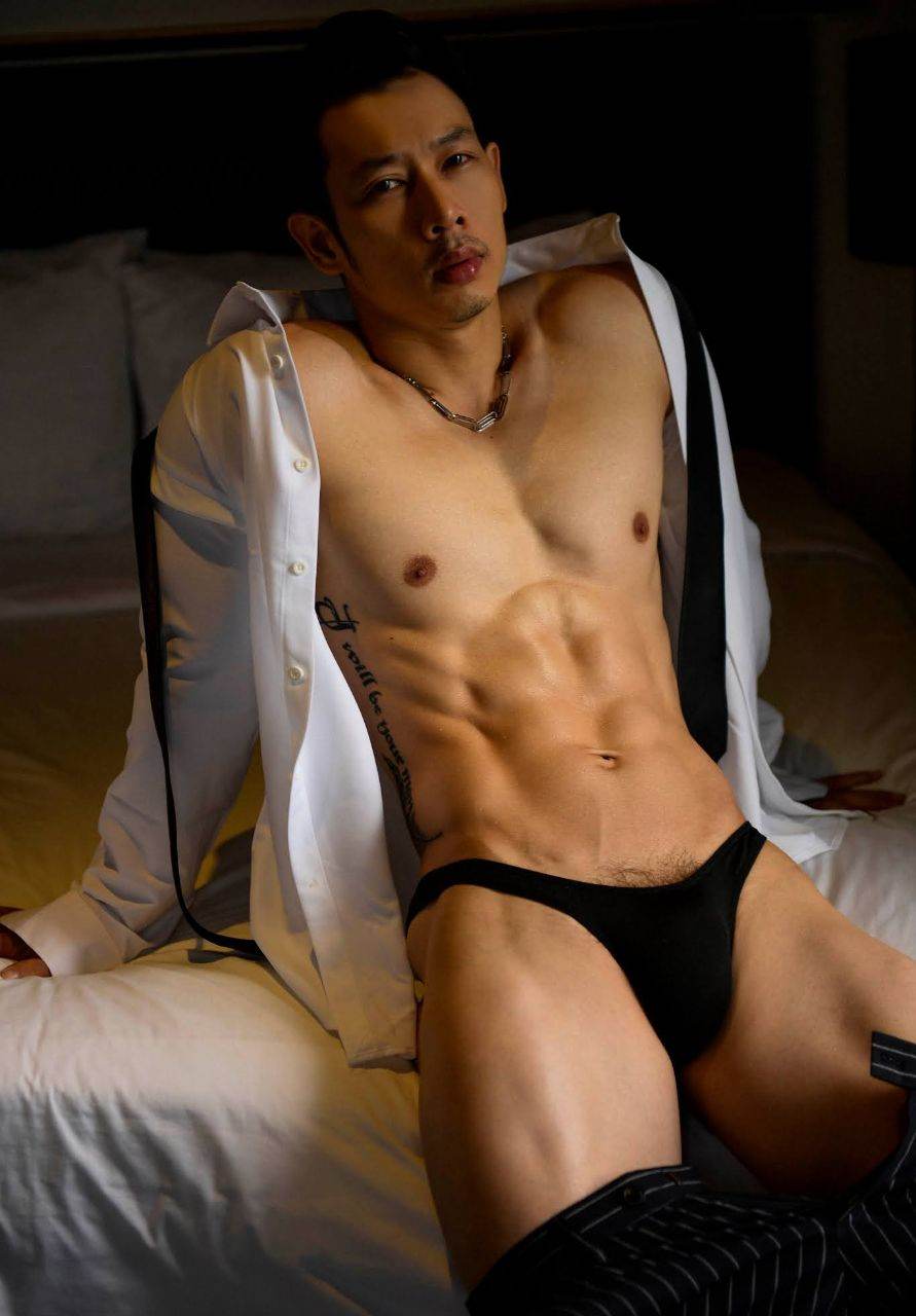 ไหล่โดนจอ