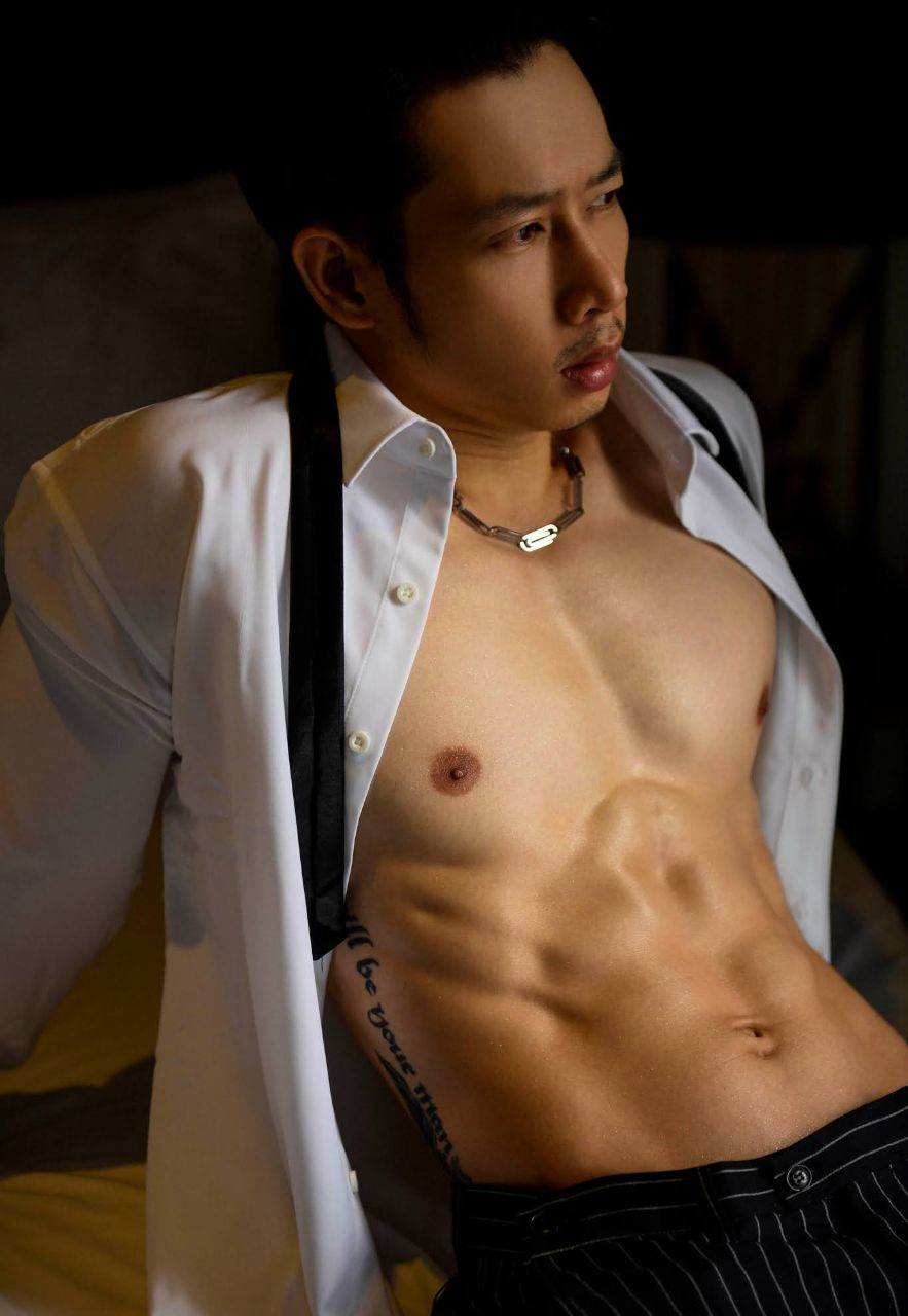 ไหล่โดนจอ