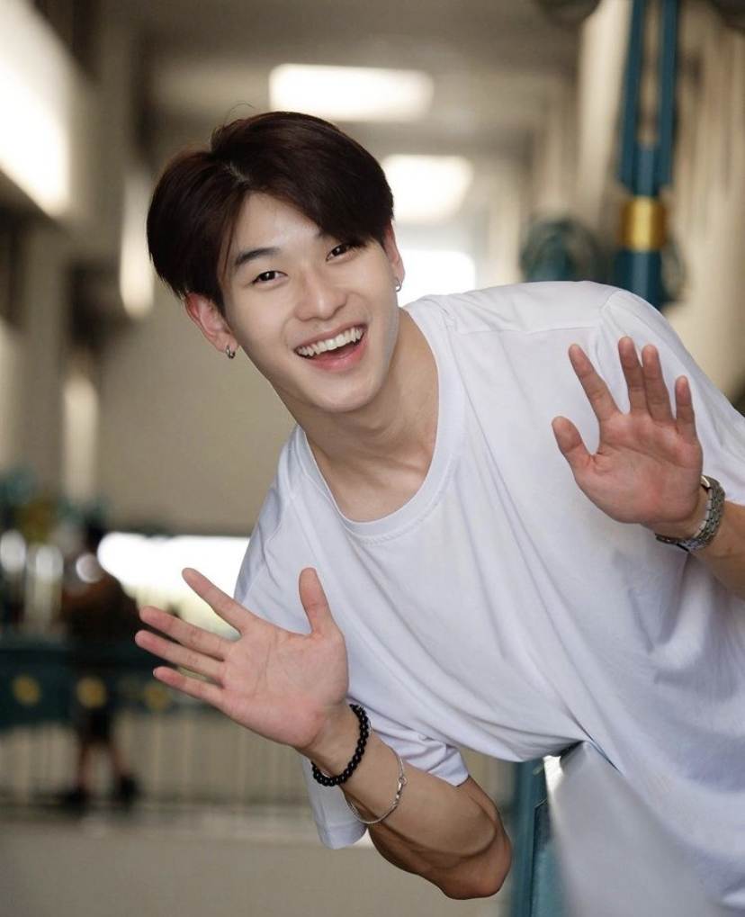 หนุ่มหล่อ✦cute boy✦ดีต่อใจ❥815