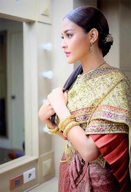 ชุดไทยจักรพรรดิ