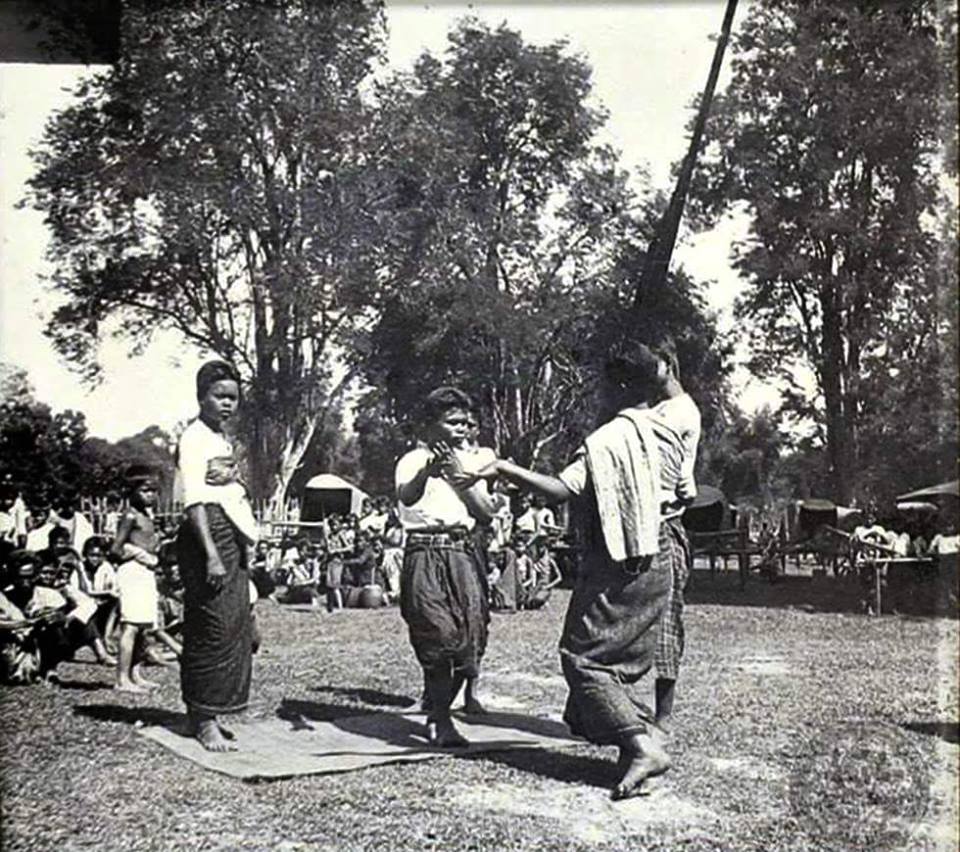 THAILAND 🇹🇭 | I-san antique photograph "ภาพถ่ายโบราณภาคอีสาน"