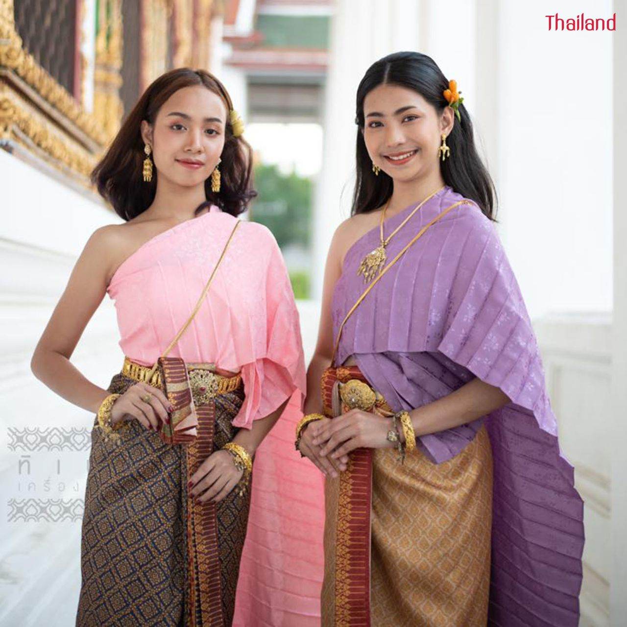 The Sbai, Thai dress (สไบ-ชุดไทย) | THAILAND 🇹🇭