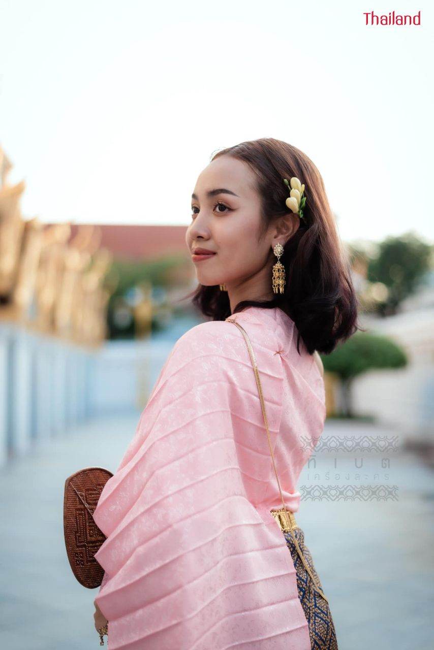 The Sbai, Thai dress (สไบ-ชุดไทย) | THAILAND 🇹🇭