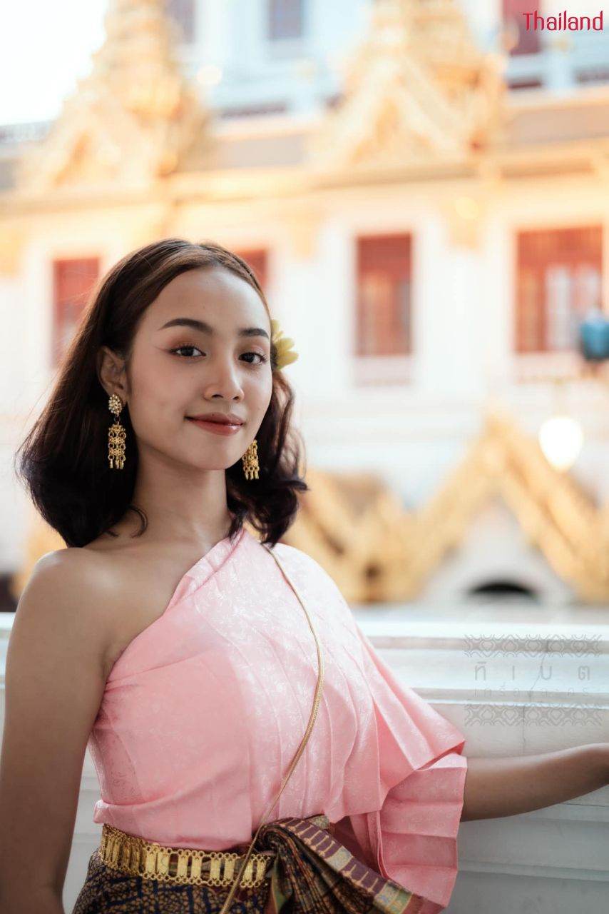 The Sbai, Thai dress (สไบ-ชุดไทย) | THAILAND 🇹🇭