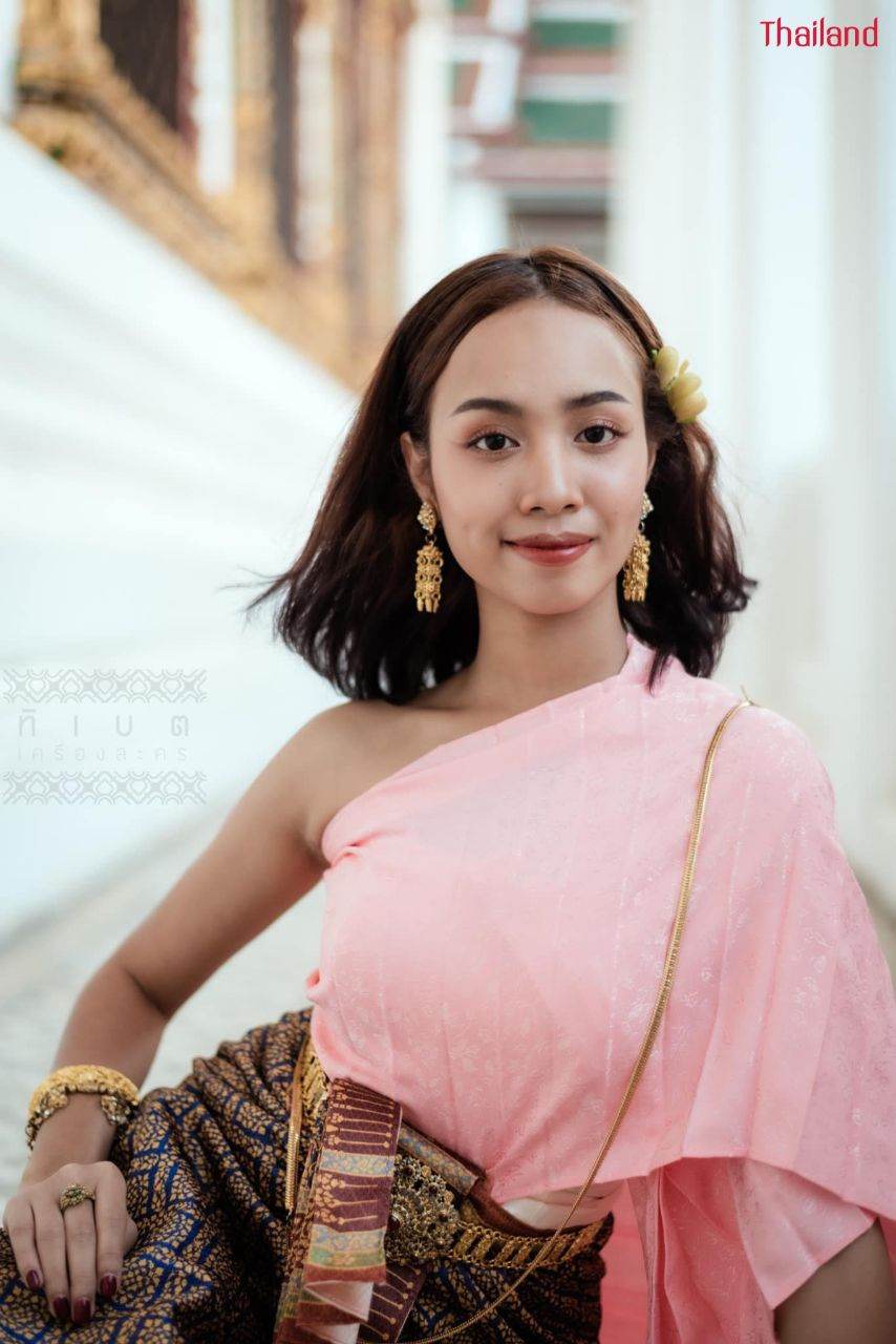 The Sbai, Thai dress (สไบ-ชุดไทย) | THAILAND 🇹🇭