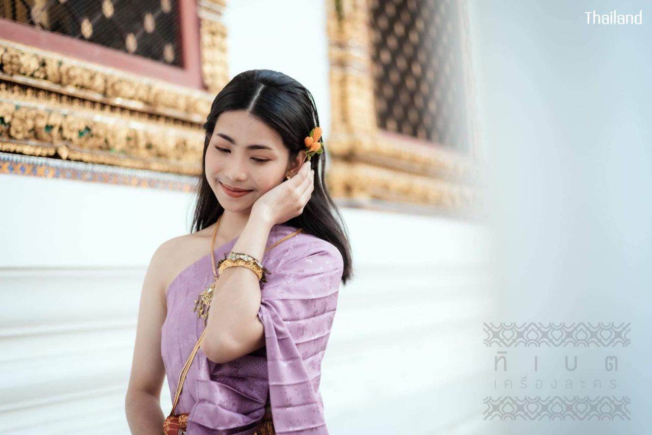 The Sbai, Thai dress (สไบ-ชุดไทย) | THAILAND 🇹🇭