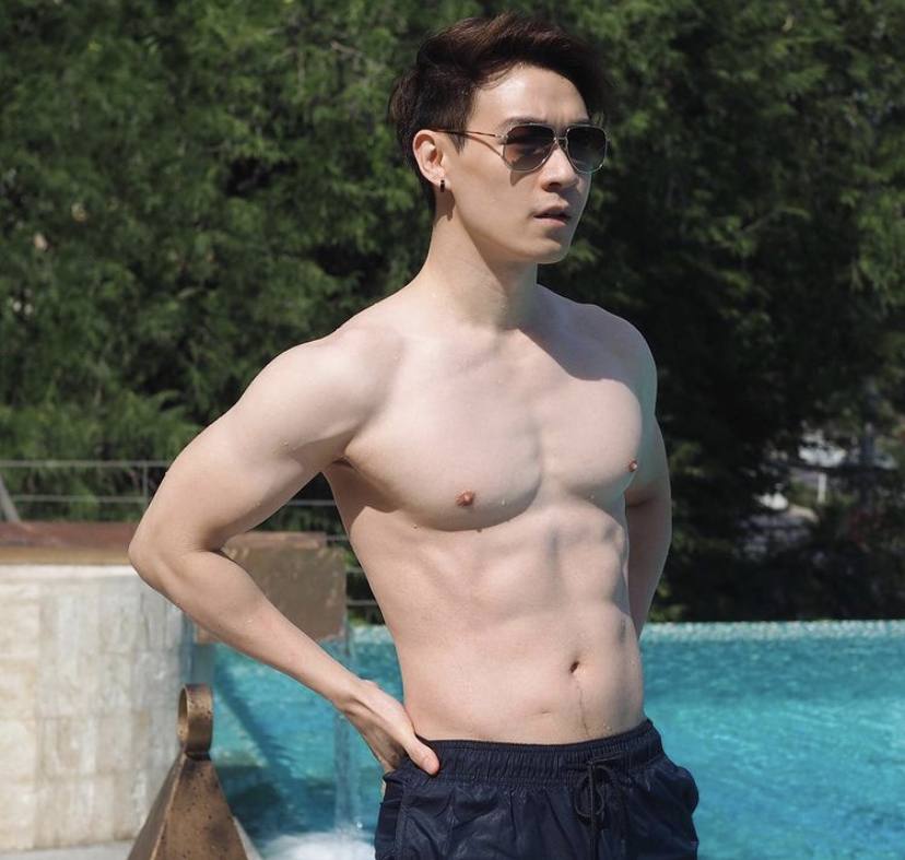 ผู้ชาย นมสวย {19}