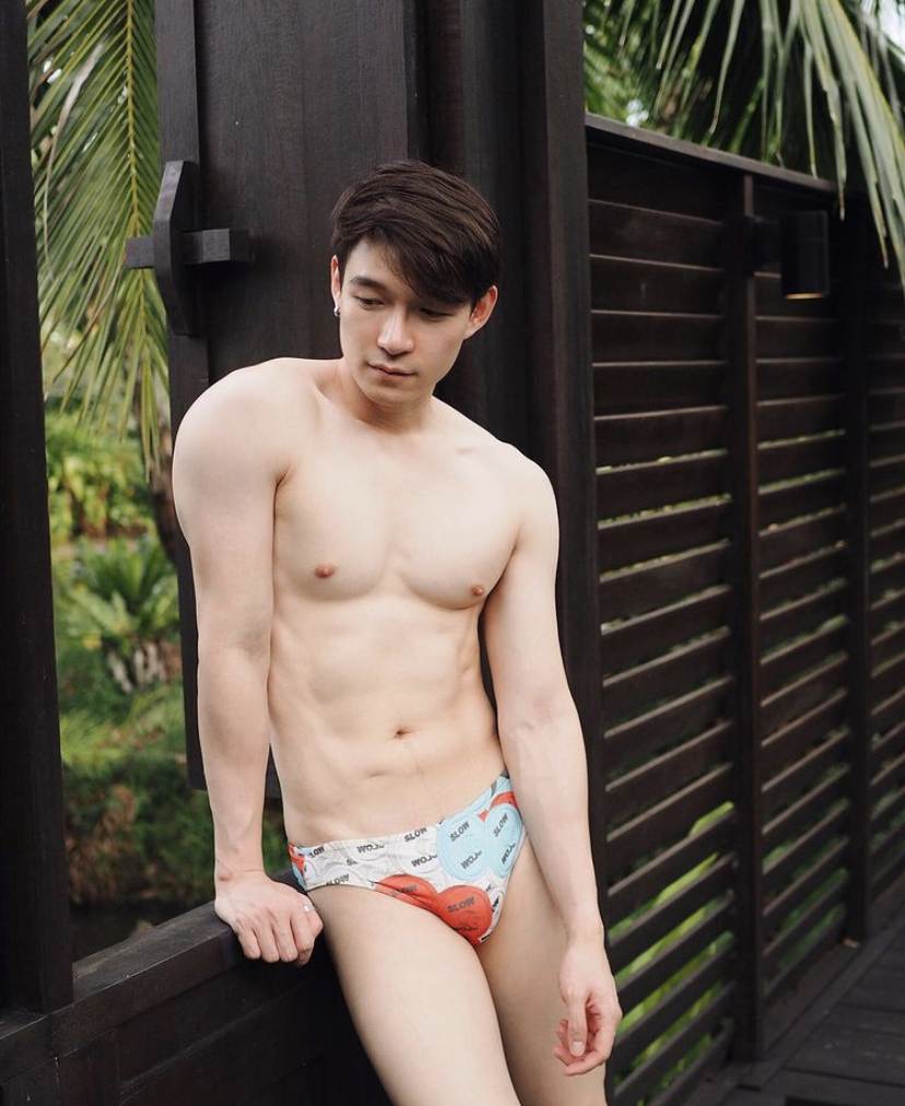 ผู้ชาย นมสวย {19}