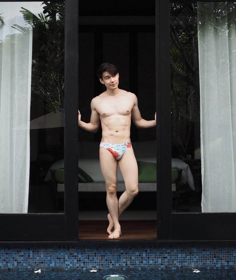ผู้ชาย นมสวย {19}