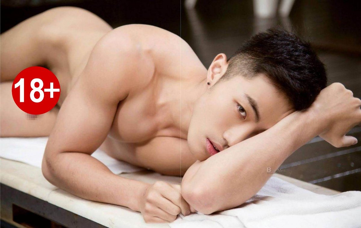 หนุ่มหล่อขึ้นปก 977