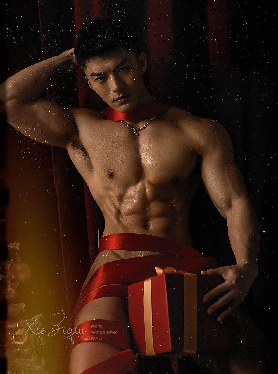 หนุ่มหล่อขึ้นปก 964.2