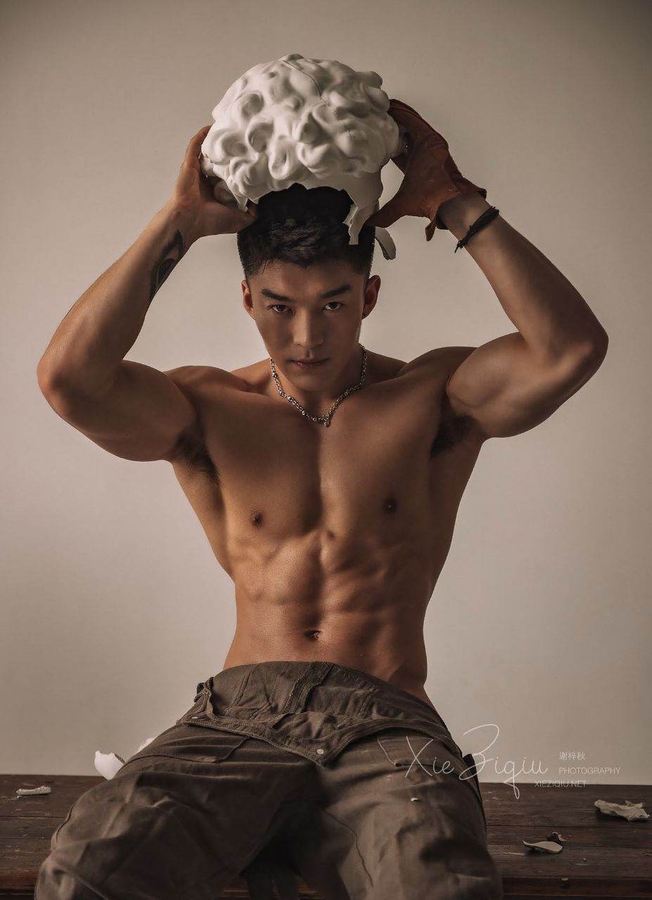 หนุ่มหล่อขึ้นปก 964.2