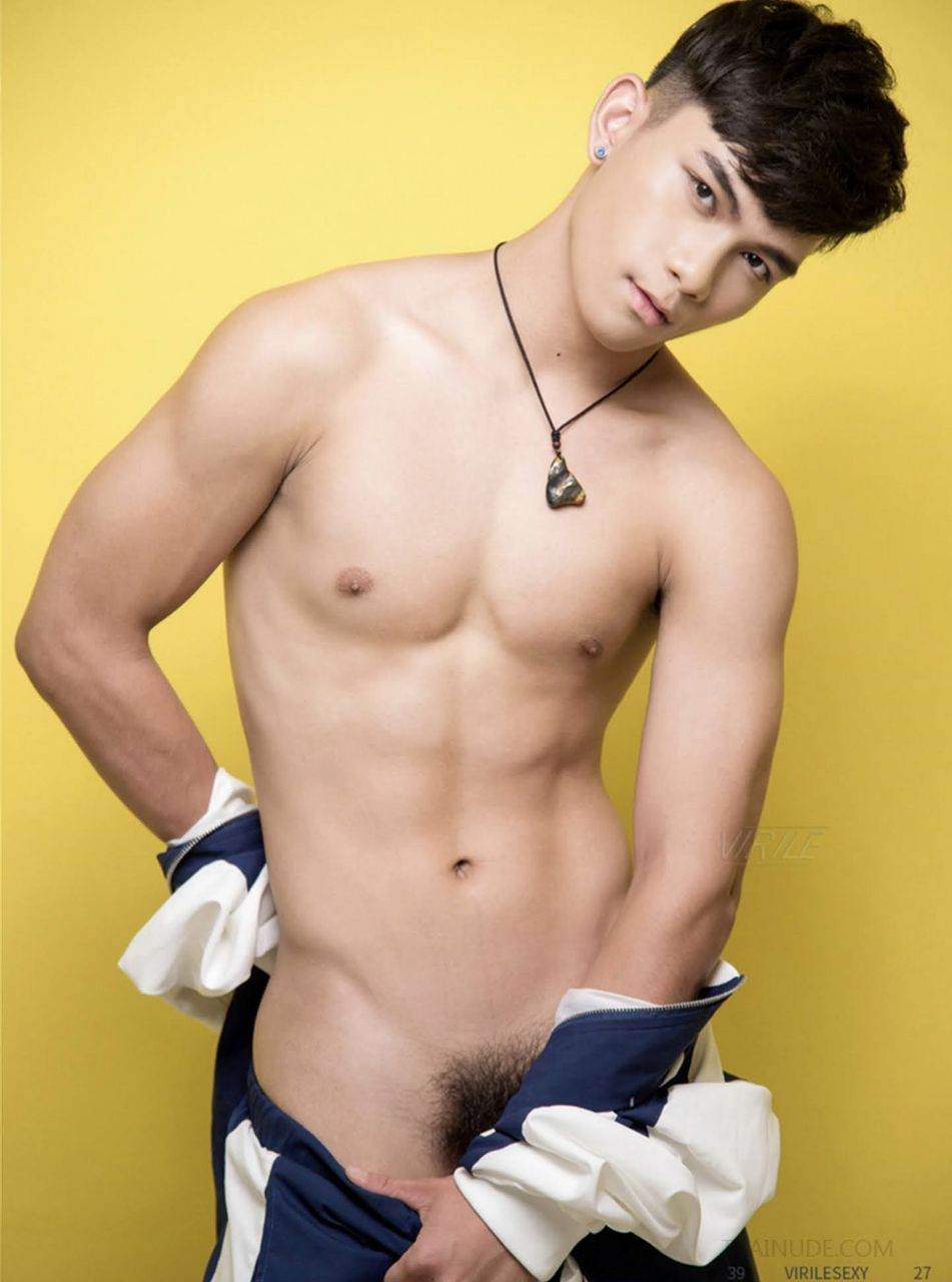 หนุ่มหล่อขึ้นปก 966.2