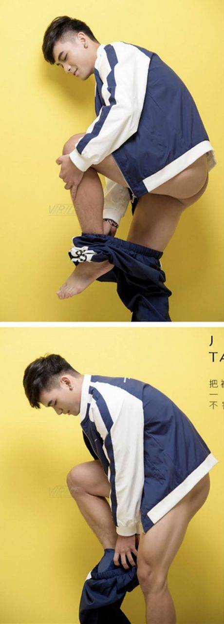 หนุ่มหล่อขึ้นปก 966.2