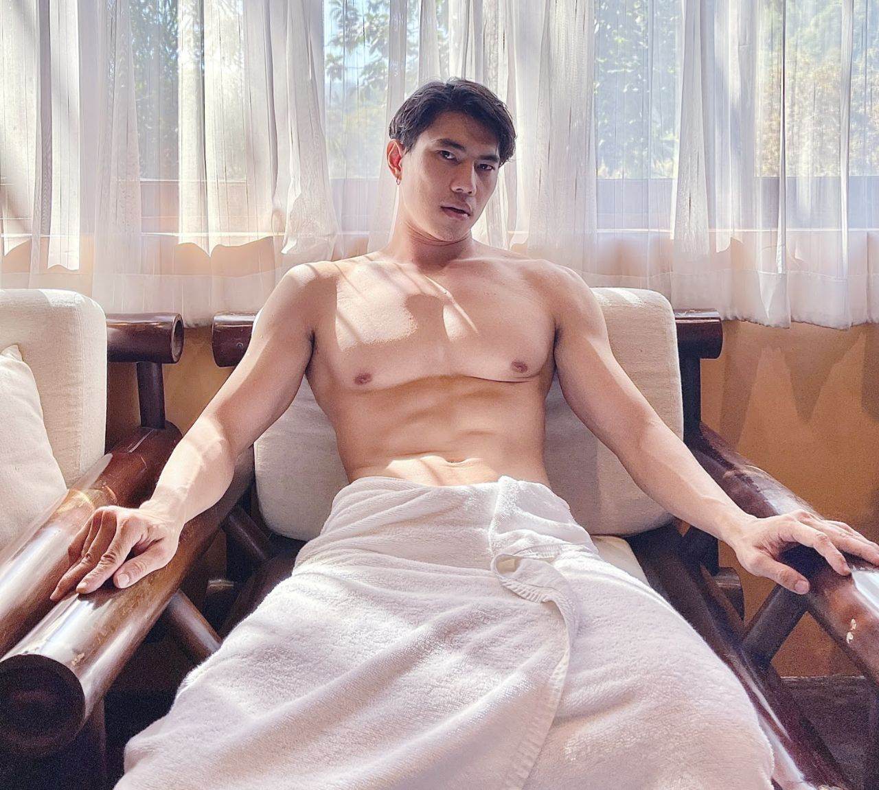 โมเม้นเมนโม๊ค