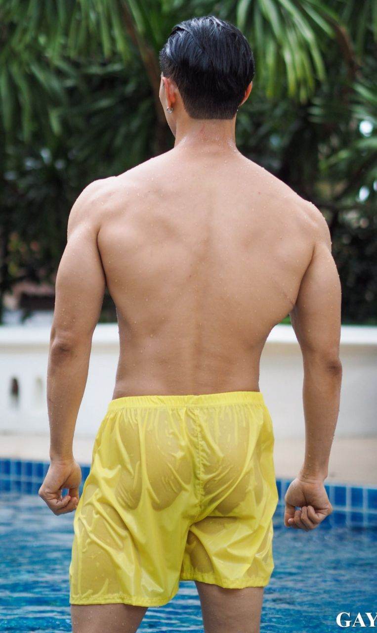 โมเม้นเมนโม๊ค
