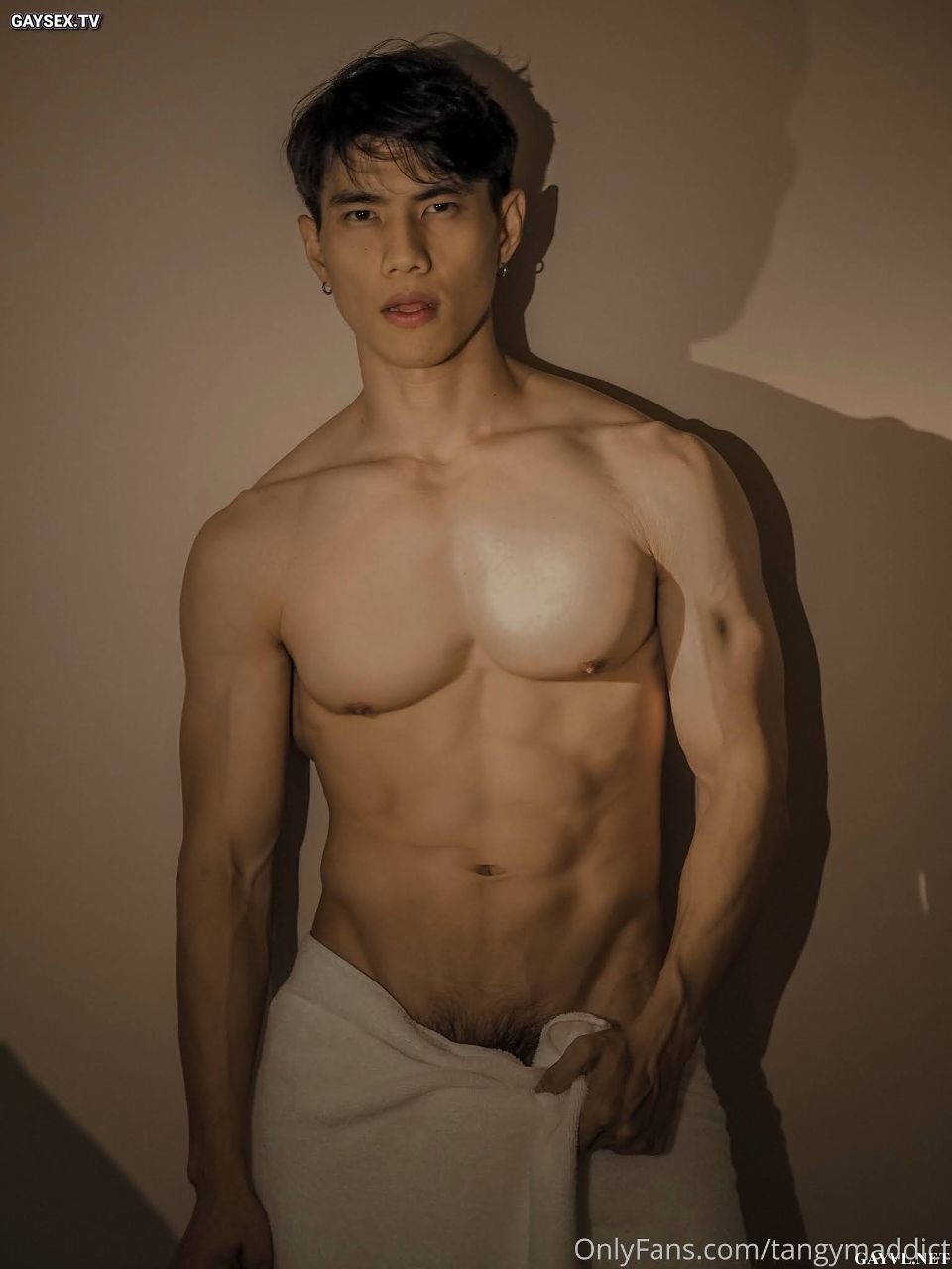 โมเม้นเมนโม๊ค