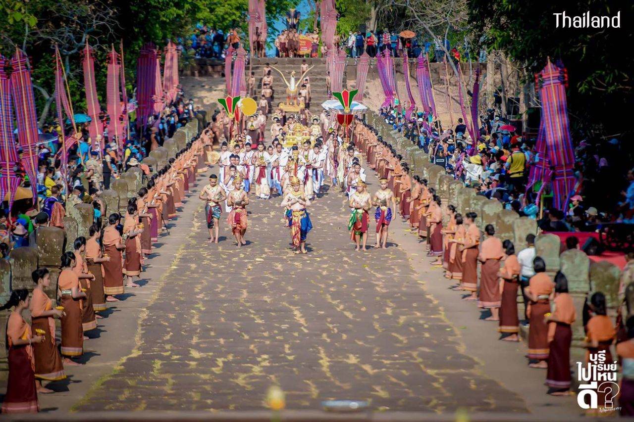 Thai Apsara - Thai Apsorn at Phanomrung Historical Park Buriram Province, 3 April 2020 | THAILAND 🇹🇭
