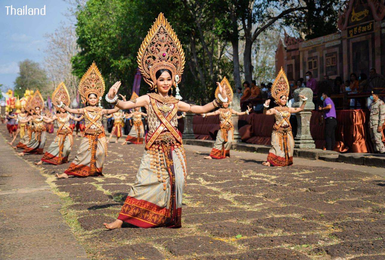 Thai Apsara - Thai Apsorn at Phanomrung Historical Park Buriram Province, 3 April 2020 | THAILAND 🇹🇭