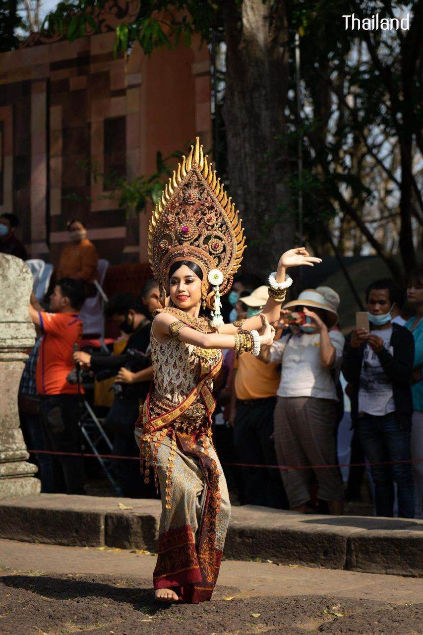 Thai Apsara - Thai Apsorn at Phanomrung Historical Park Buriram Province, 3 April 2020 | THAILAND 🇹🇭
