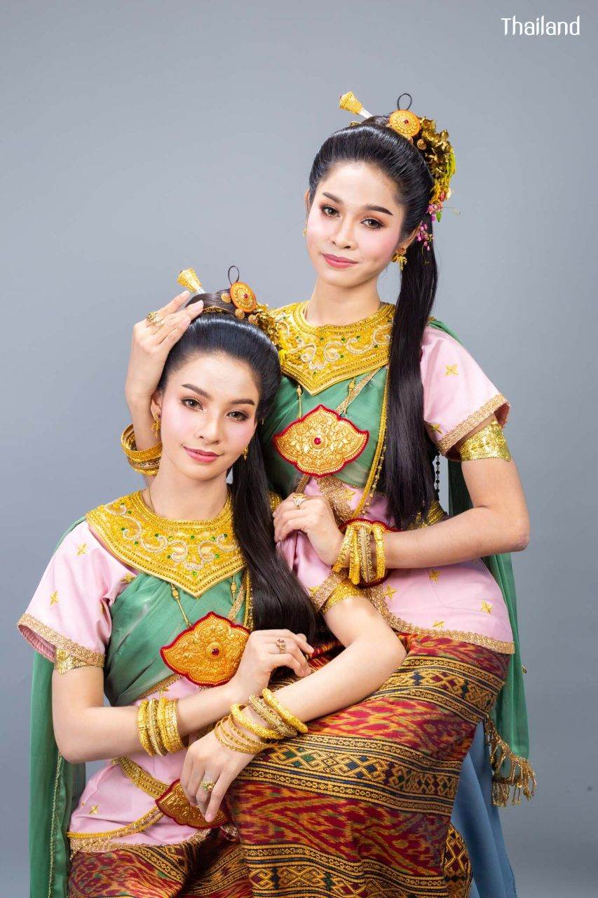 THAI DANCE ✨ เพื่อนแพงแต่งตัว "The princesses, Pra Puen and Pra Paeng get dress" | THAILAND 🇹🇭