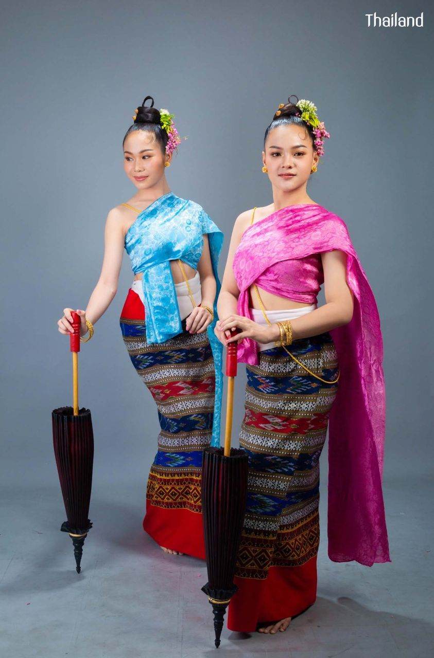 THAI DANCE ✨ เพื่อนแพงแต่งตัว "The princesses, Pra Puen and Pra Paeng get dress" | THAILAND 🇹🇭