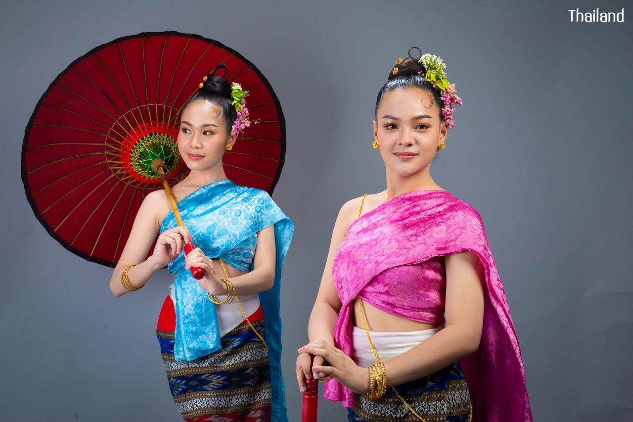 THAI DANCE ✨ เพื่อนแพงแต่งตัว "The princesses, Pra Puen and Pra Paeng get dress" | THAILAND 🇹🇭