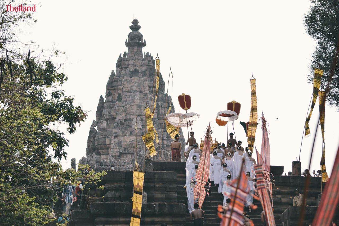 Phanomrung Historical Park Buriram Province, 3 April 2020 | THAILAND 🇹🇭