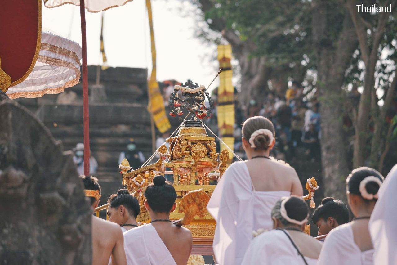 Phanomrung Historical Park Buriram Province, 3 April 2020 | THAILAND 🇹🇭