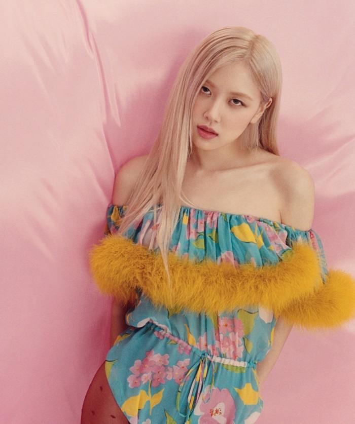 Ros&eacute; @ Vogue Australia April 2021