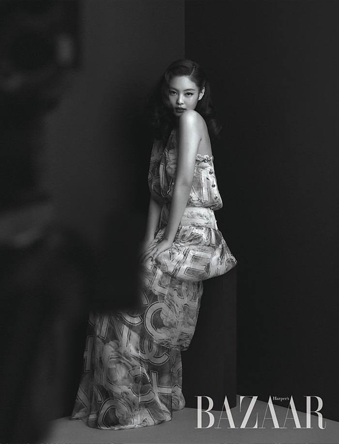 Jennie @ Harper&rsquo;s Bazaar Korea April 2021