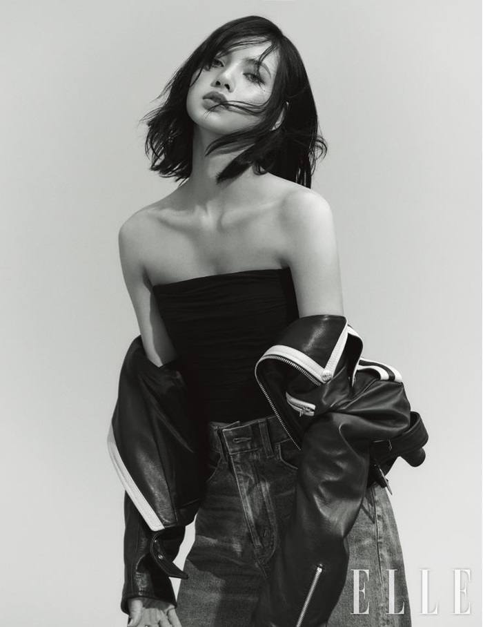 Lisa @ ELLE Korea April 2021