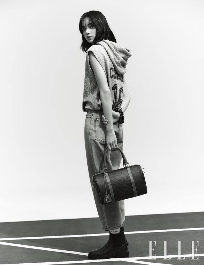 Lisa @ ELLE Korea April 2021
