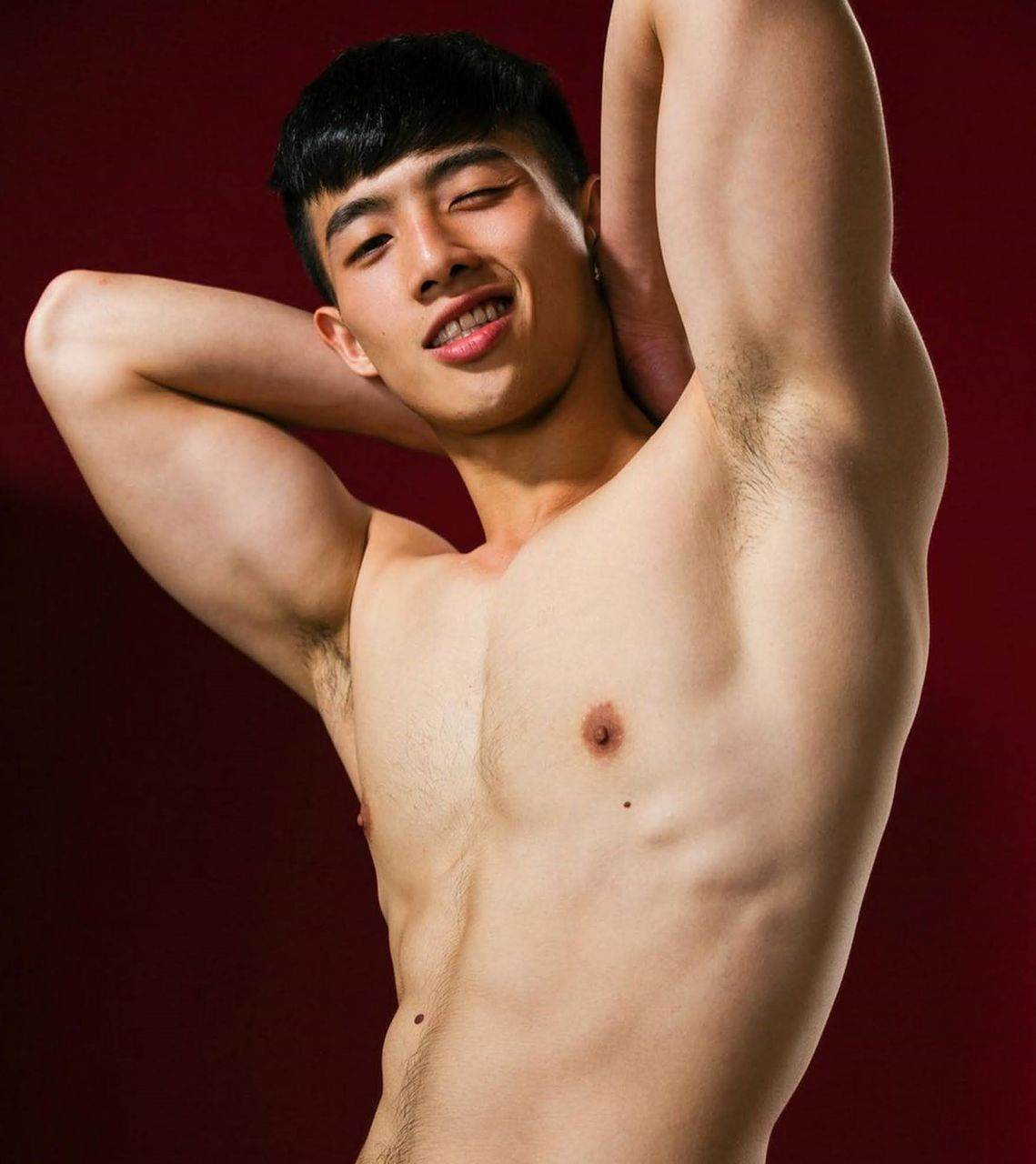 หนุ่มหล่อขึ้นปก 969.2