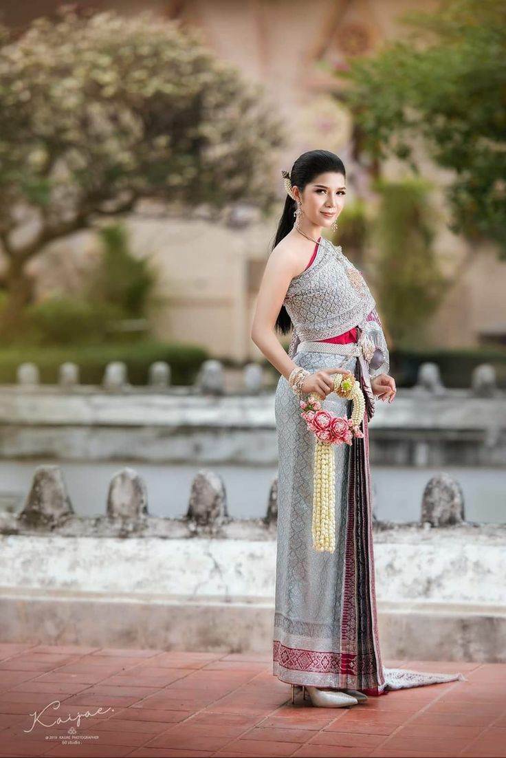 Sbai Thai dress: Thailand 🇹🇭ชุดไทยจักรพรรดิ