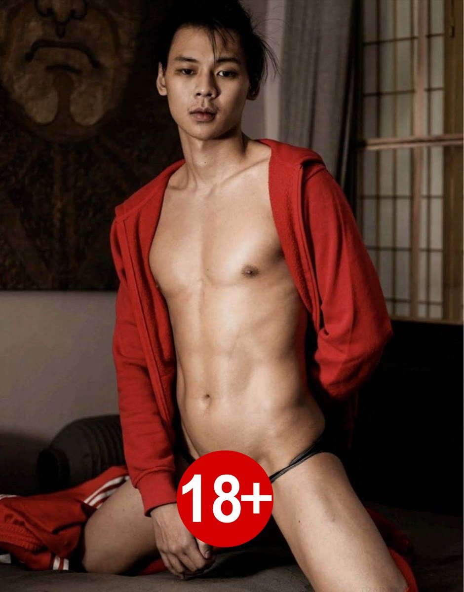 หนุ่มหล่อขึ้นปก 983.1